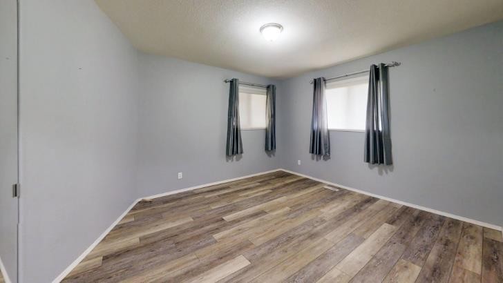 15 Chinook Crescent West, Claresholm, AB - Indoor Photo Showing Other Room