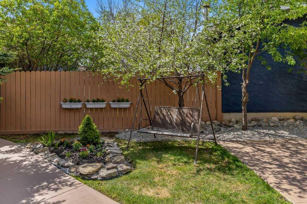 155 Midcrest Crescent Se, Calgary, AB - Outdoor