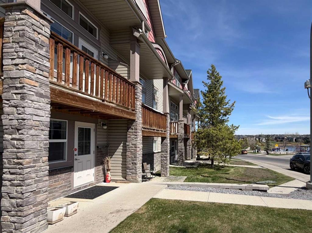 117 Panatella Hill Nw, Calgary, AB - Outdoor