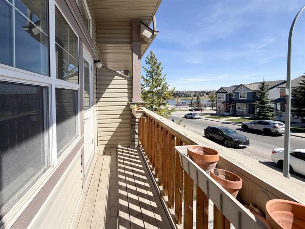 117 Panatella Hill Nw, Calgary, AB - Outdoor