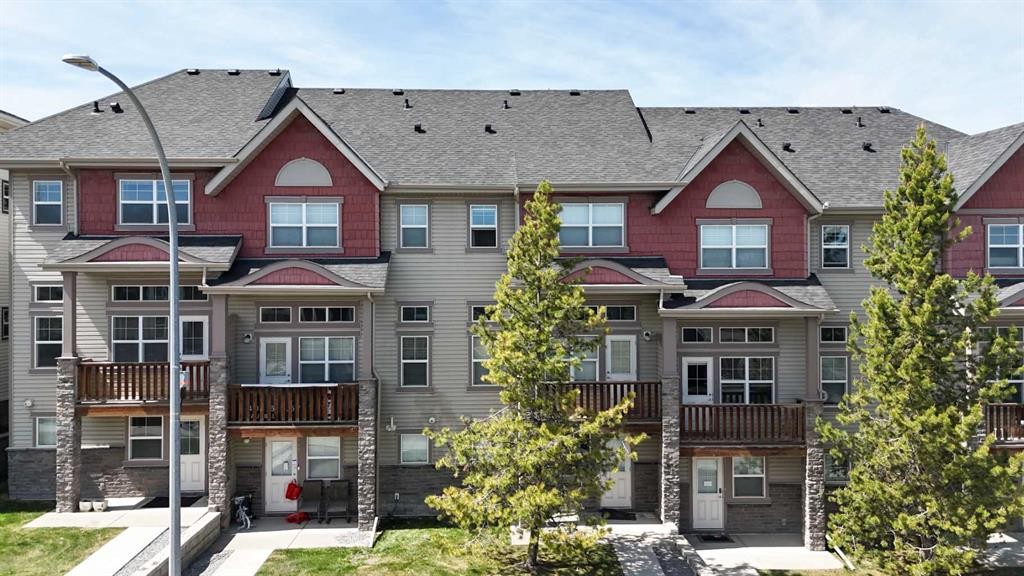 117 Panatella Hill Nw, Calgary, AB - Outdoor With Facade