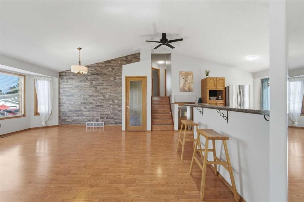 109 Downey Place, Okotoks, AB - Indoor