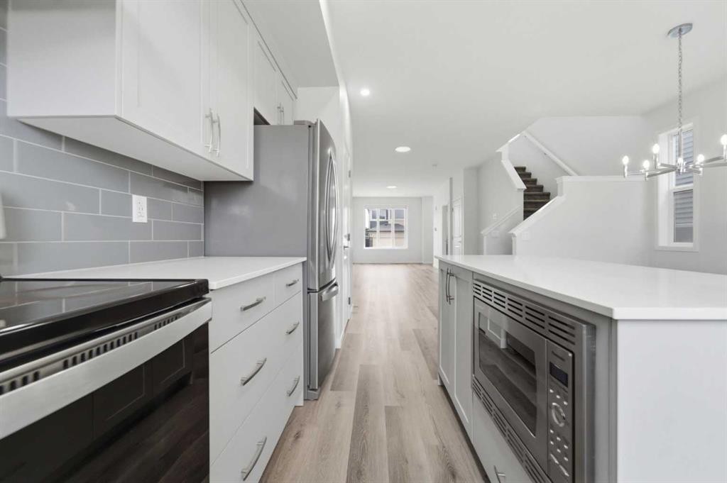 21 Corner Glen Row Ne, Calgary, AB