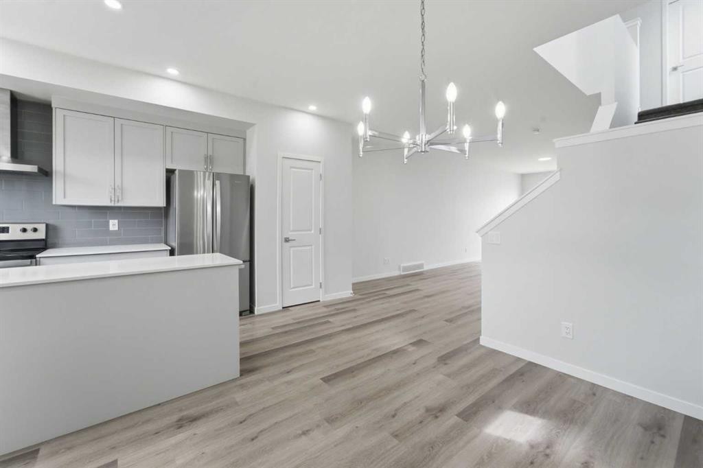 21 Corner Glen Row Ne, Calgary, AB