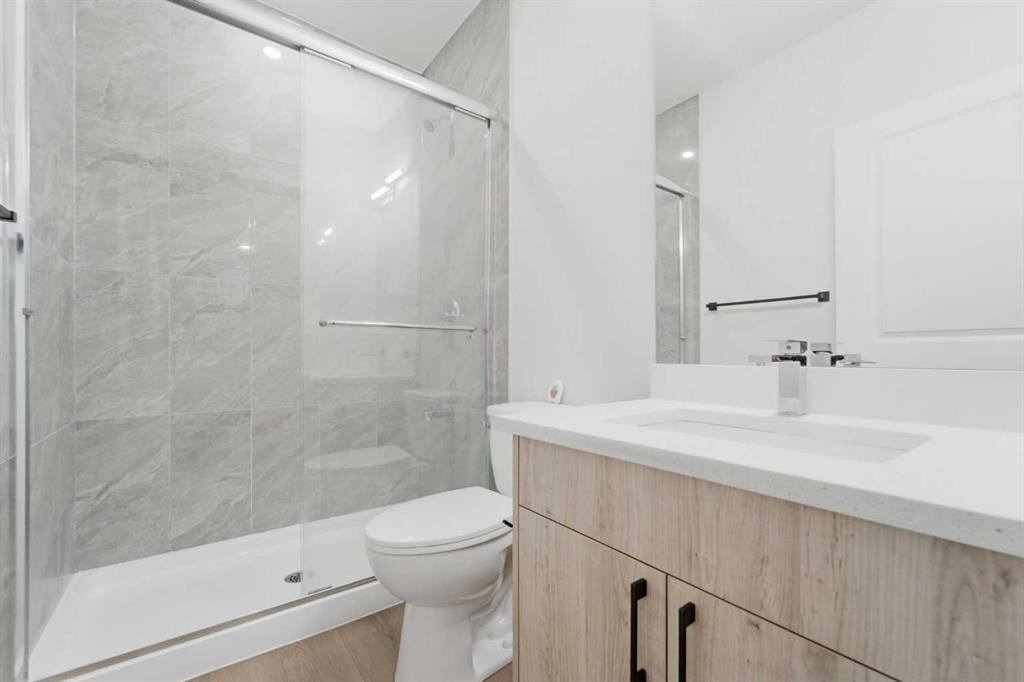 21 Corner Glen Row Ne, Calgary, AB