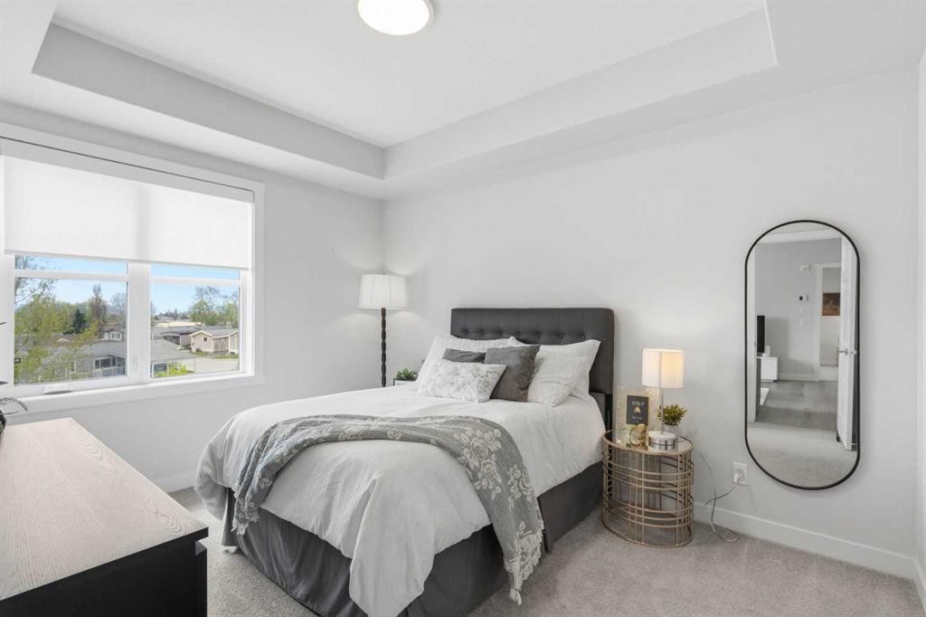 1306-81 Arbour Lake View Nw, Calgary, AB - Indoor Photo Showing Bedroom