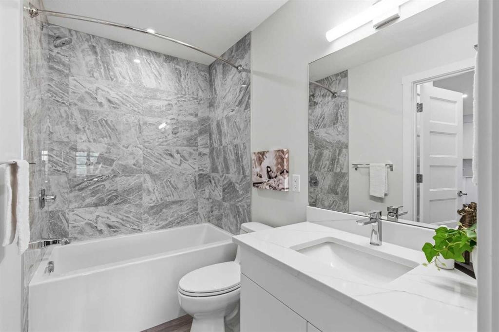 1306-81 Arbour Lake View Nw, Calgary, AB - Indoor Photo Showing Bathroom
