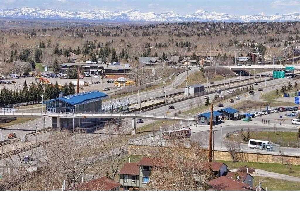 5806 Dalgleish Road Nw, Calgary, AB - Outdoor With View