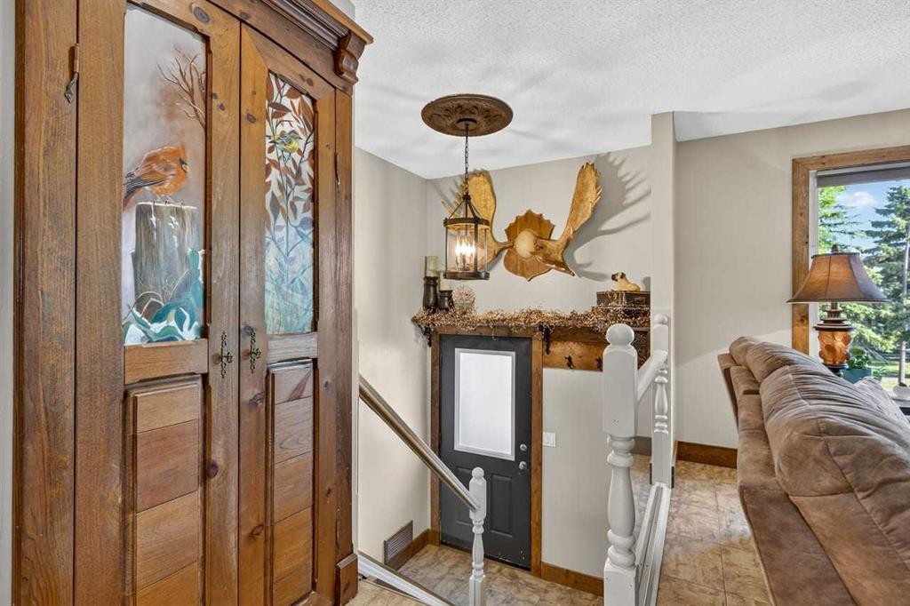 216 Castleridge Drive Ne, Calgary, AB