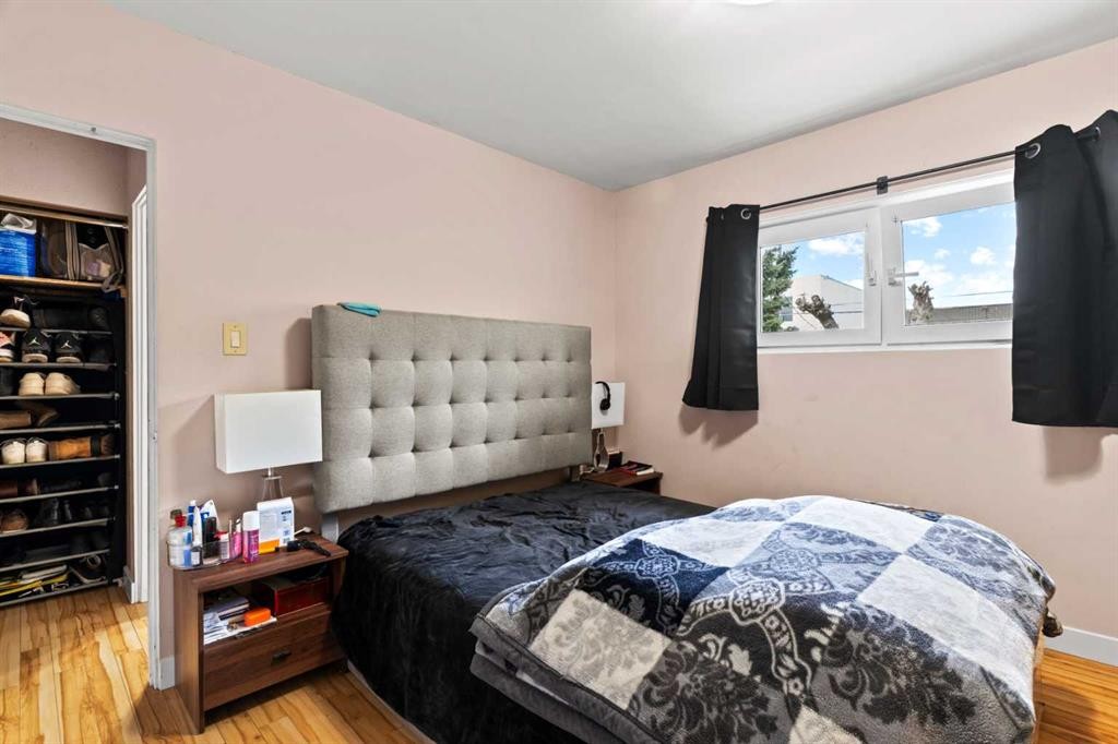616 34 Avenue Ne, Calgary, AB - Indoor Photo Showing Bedroom