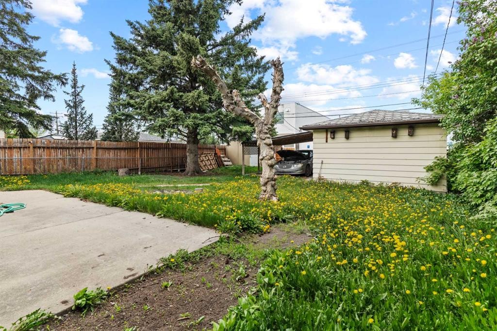 616 34 Avenue Ne, Calgary, AB - Outdoor