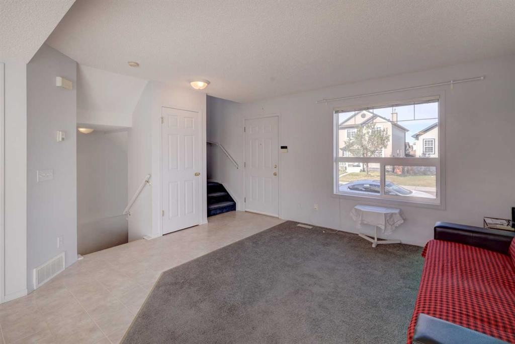 179 Saddlemead Green Ne, Calgary, AB - Indoor