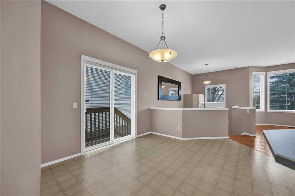 231 Tuscany Drive Nw, Calgary, AB - Indoor