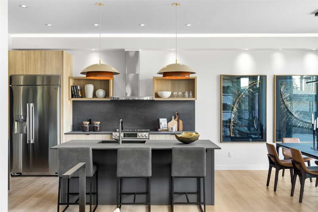 3B Willow Crescent Sw, Calgary, AB - Indoor