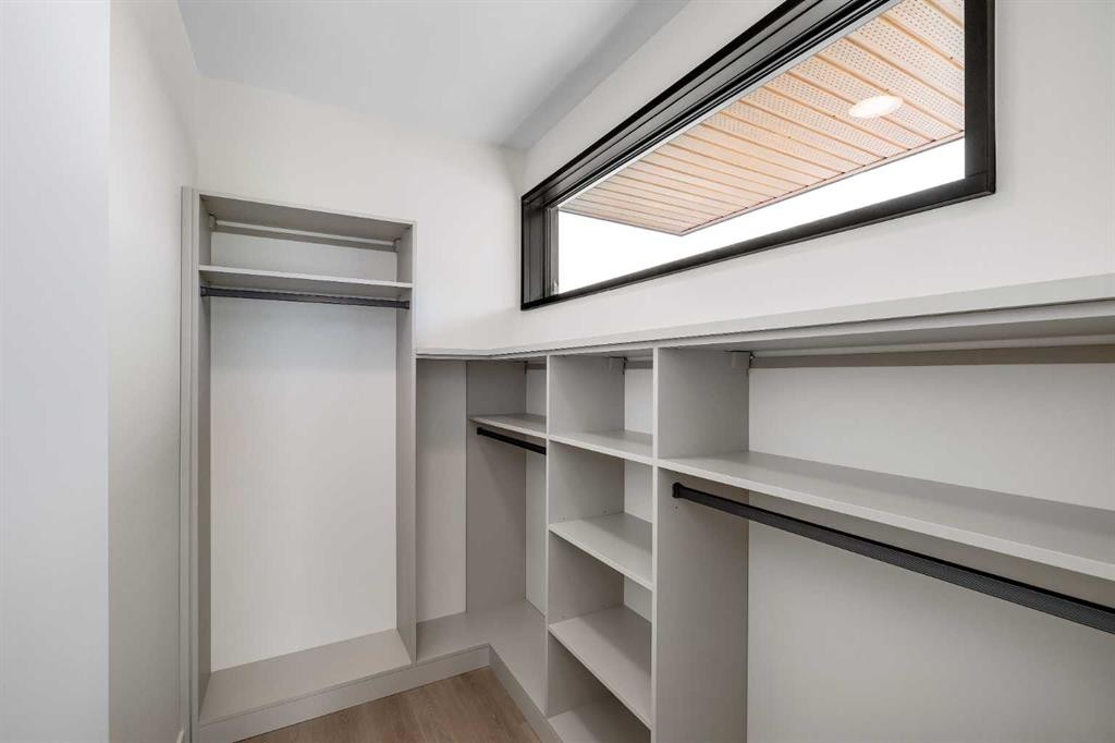 3B Willow Crescent Sw, Calgary, AB - Indoor