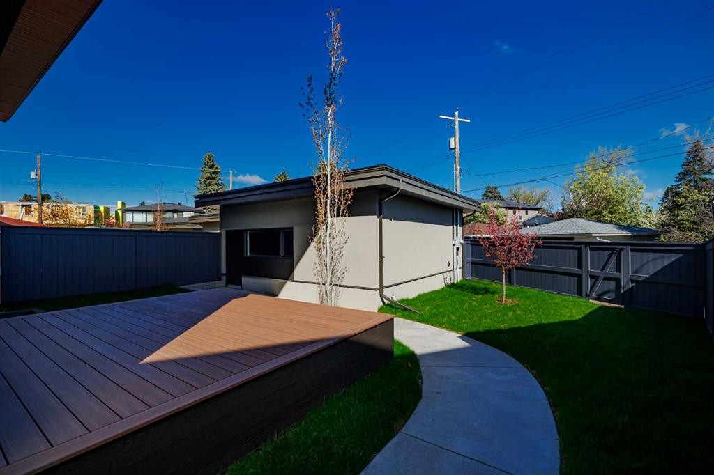 3B Willow Crescent Sw, Calgary, AB - Outdoor