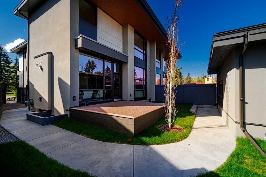3B Willow Crescent Sw, Calgary, AB - Outdoor