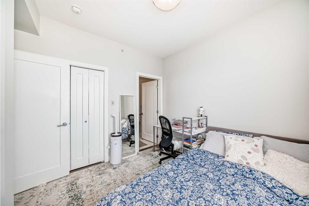 415-300 Auburn Meadows Common Se, Calgary, AB - Indoor Photo Showing Bedroom