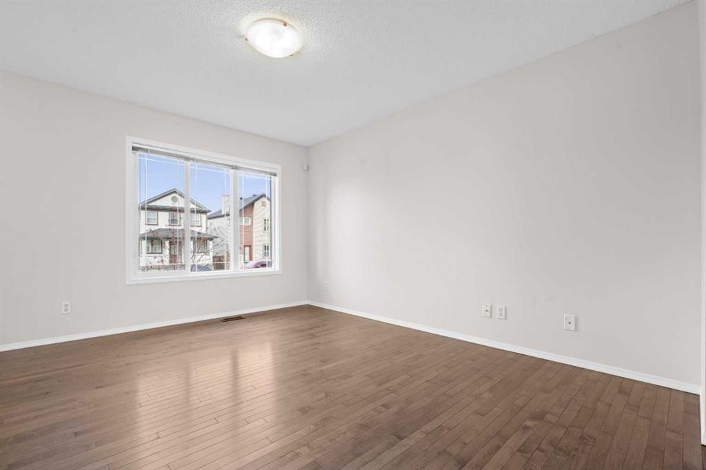 104 Copperstone Terrace Se, Calgary, AB - Indoor Photo Showing Other Room