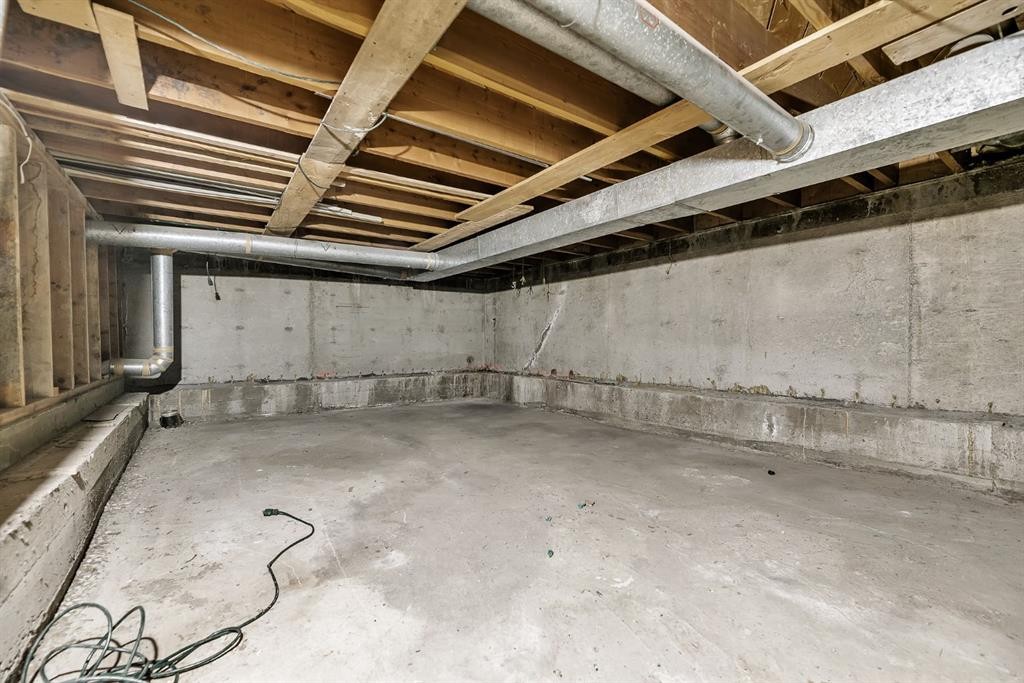 3156 Blakiston Drive Nw, Calgary, AB - Indoor Photo Showing Basement