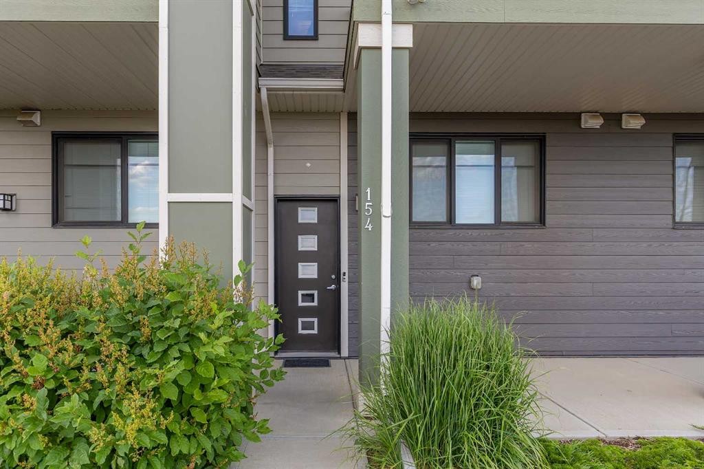 154 Seton Passage Se, Calgary, AB - Outdoor