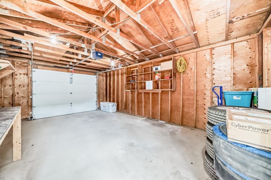 3919 Centre B Street Nw, Calgary, AB - Indoor Photo Showing Garage