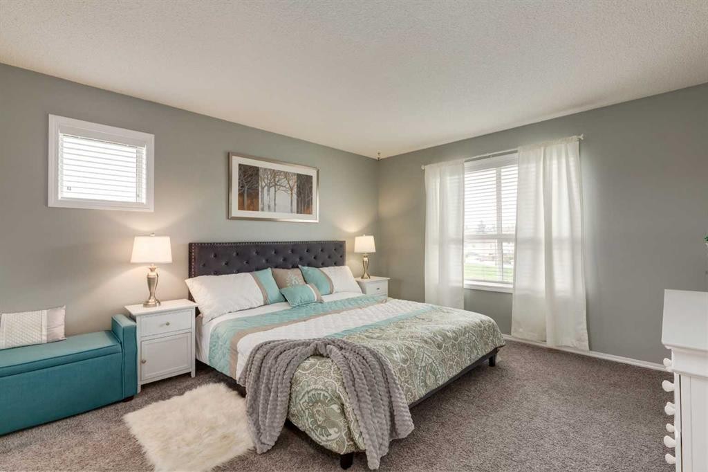 126 Harvest Gold Place Ne, Calgary, AB - Indoor Photo Showing Bedroom