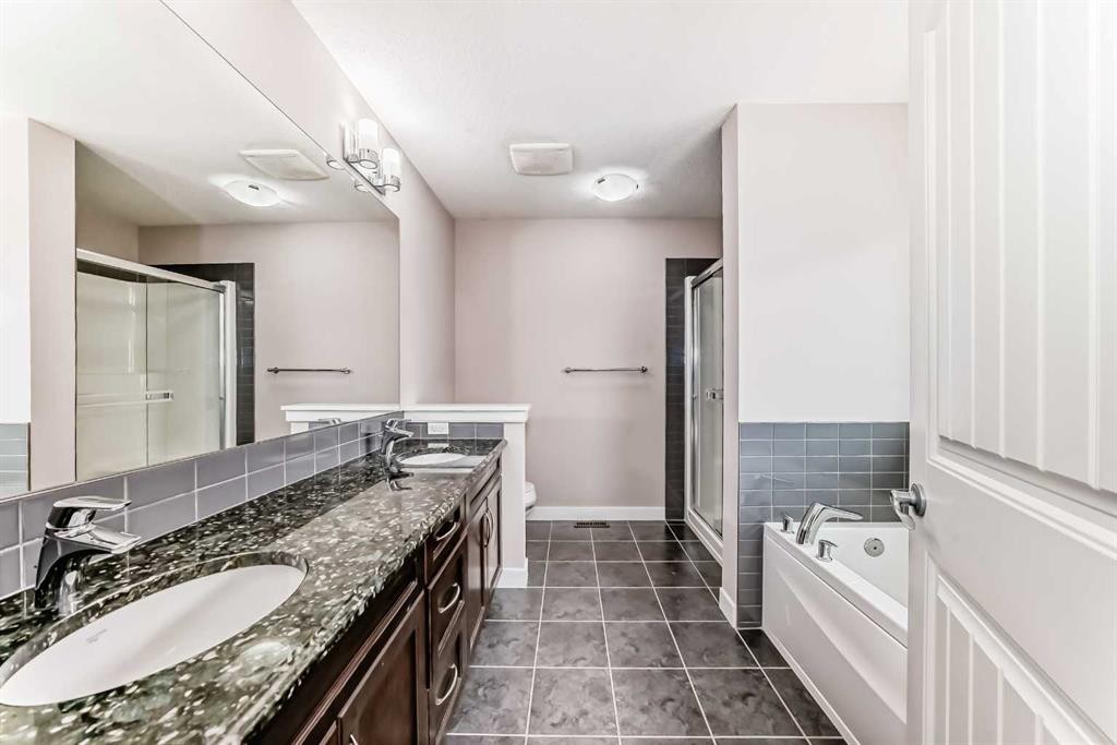 101 Redstone Drive Ne, Calgary, AB - Indoor Photo Showing Bathroom