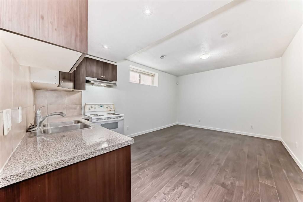 101 Redstone Drive Ne, Calgary, AB - Indoor Photo Showing Kitchen With Double Sink