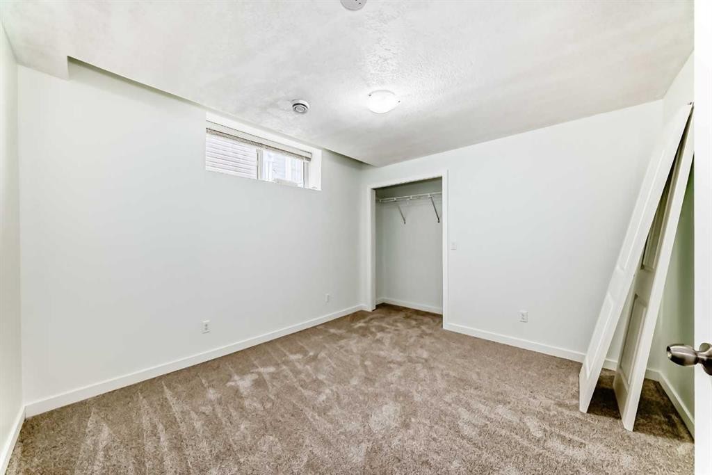 101 Redstone Drive Ne, Calgary, AB - Indoor