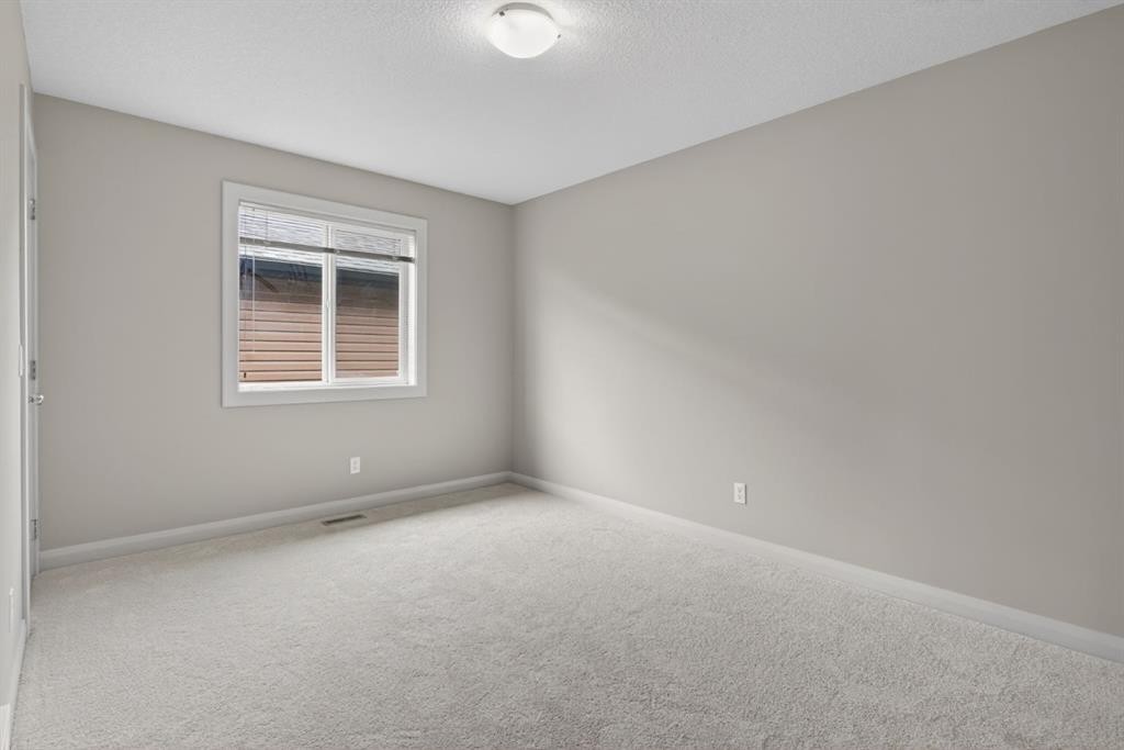 94 Evansdale Common Nw, Calgary, AB - Indoor Photo Showing Other Room