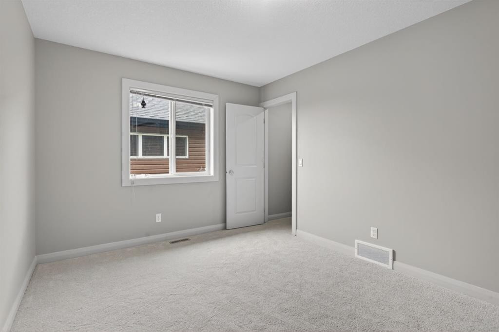 94 Evansdale Common Nw, Calgary, AB - Indoor Photo Showing Other Room