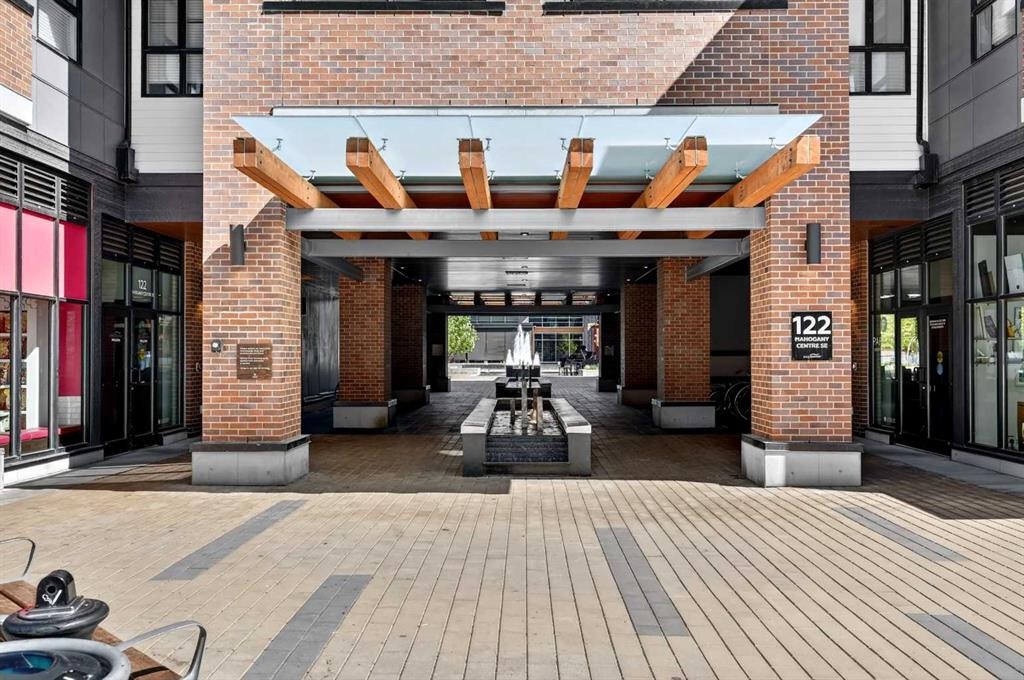 403-122 Mahogany Centre Se, Calgary, AB - Outdoor With Exterior
