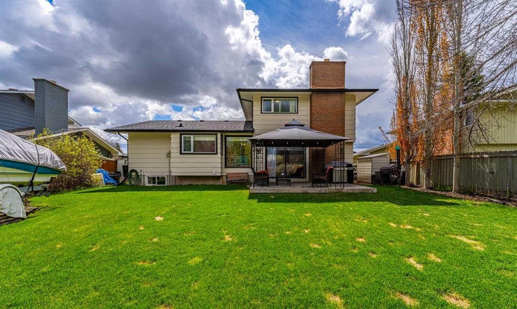 51 Midvalley Crescent Se, Calgary, AB - Outdoor With Deck Patio Veranda