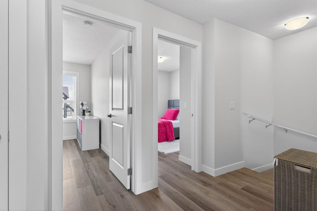 86 Evanscrest Manor Nw, Calgary, AB - Indoor Photo Showing Other Room