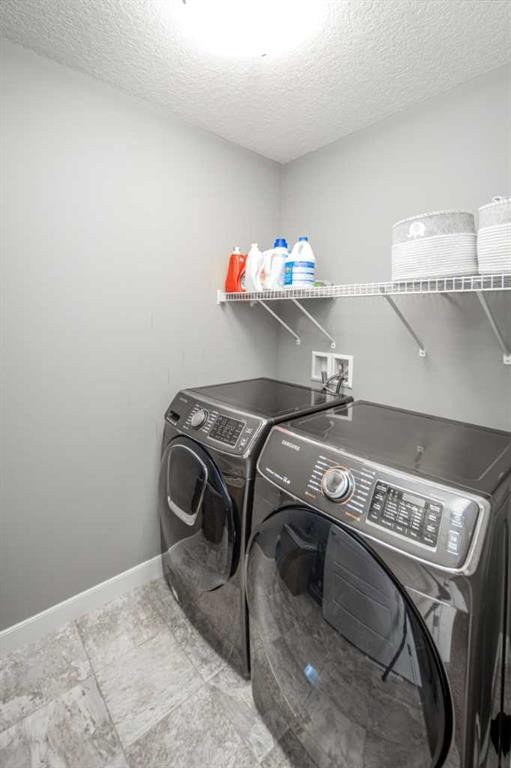 85 Legacy Glen View Se, Calgary, AB - Indoor Photo Showing Laundry Room