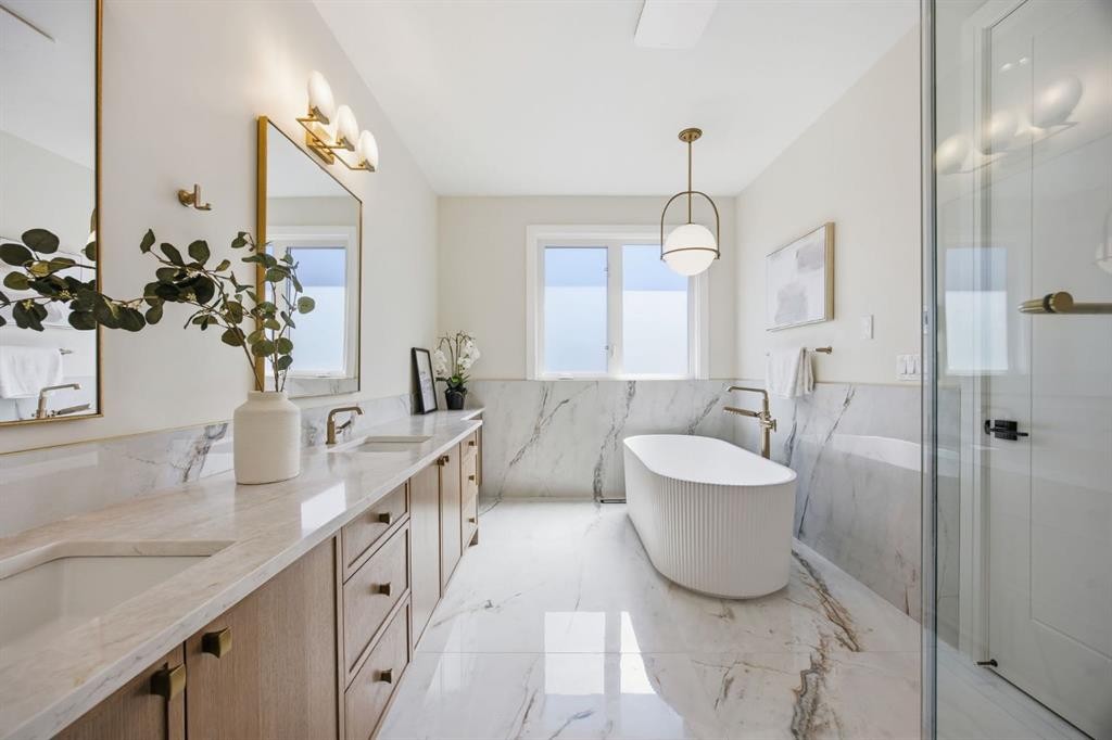 26 Varsplain Place Nw, Calgary, AB