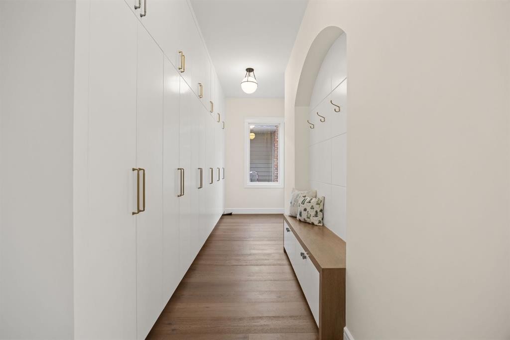 26 Varsplain Place Nw, Calgary, AB