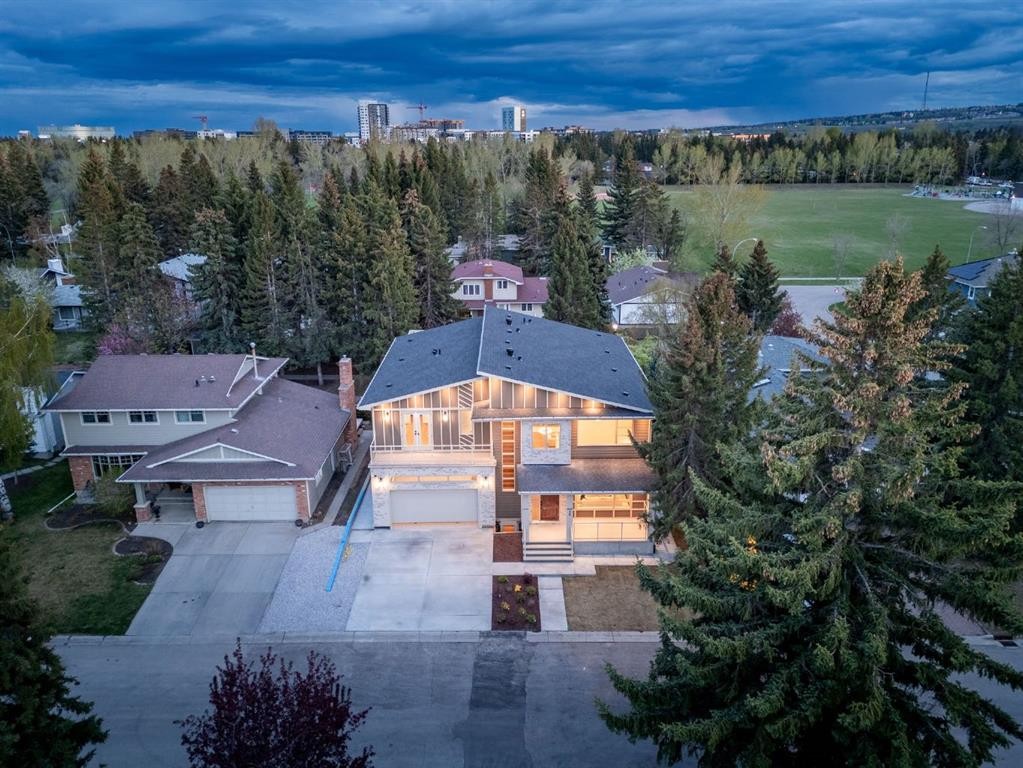 26 Varsplain Place Nw, Calgary, AB