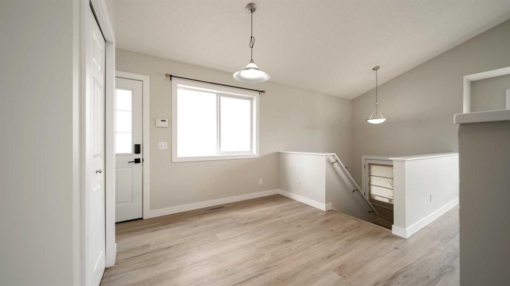 367 Copperfield Heights Se, Calgary, AB - Indoor Photo Showing Other Room