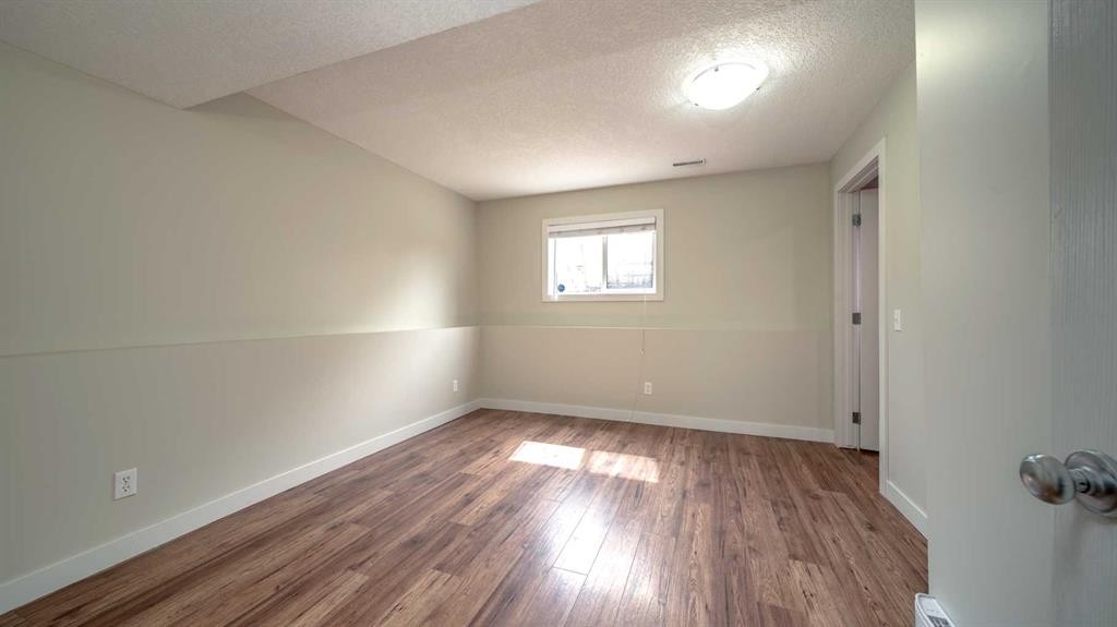 367 Copperfield Heights Se, Calgary, AB - Indoor Photo Showing Other Room