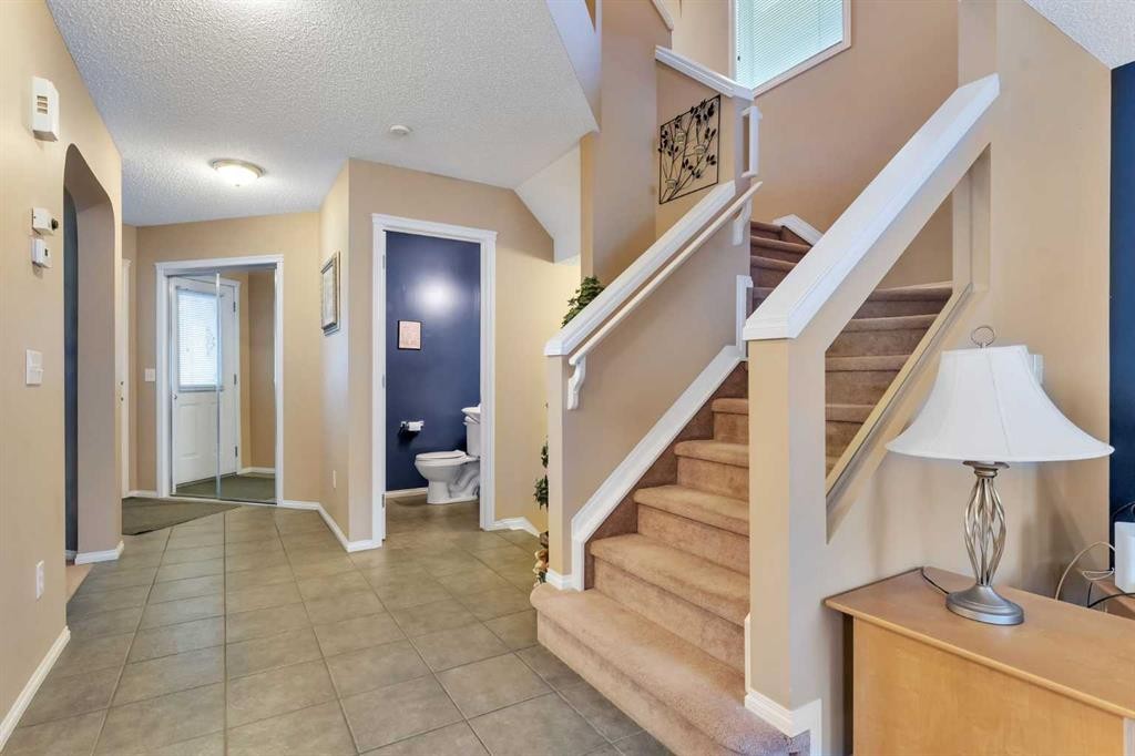 15 Saddletree Drive Ne, Calgary, AB