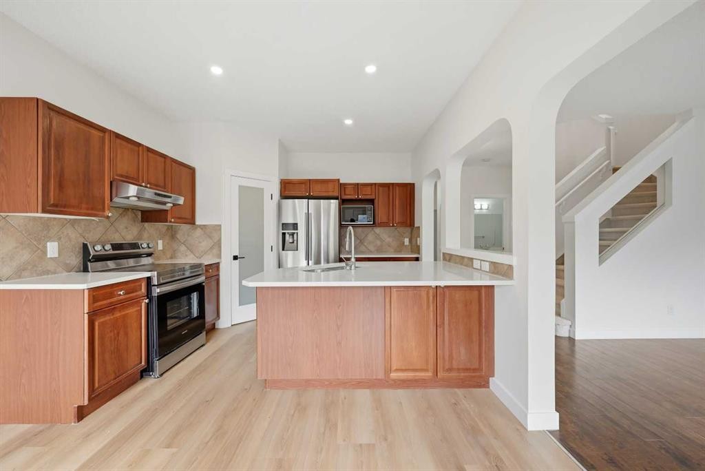 88 Saddletree Close Ne, Calgary, AB - Indoor Photo Showing Kitchen