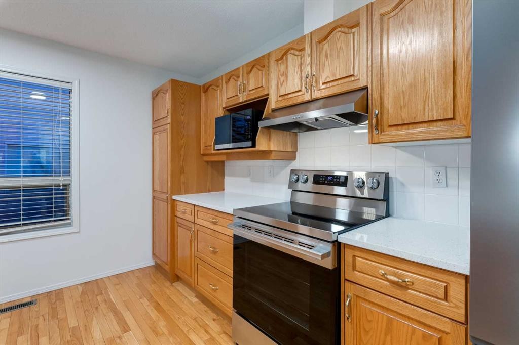 60 Riverview Drive Se, Calgary, AB