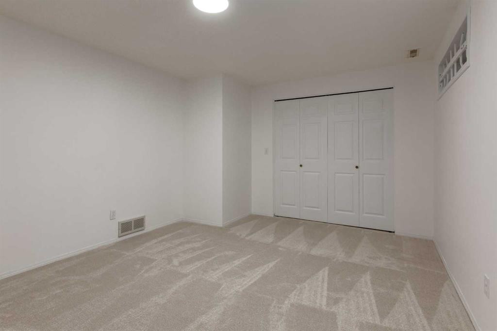 60 Riverview Drive Se, Calgary, AB