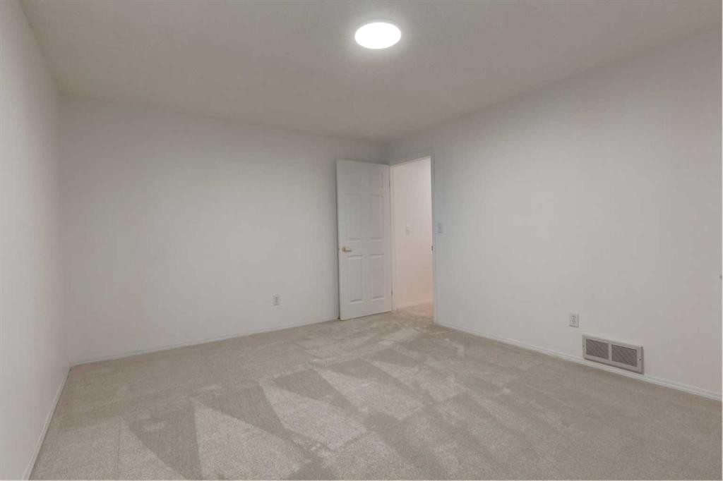 60 Riverview Drive Se, Calgary, AB