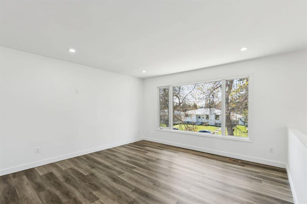6928 Hunterbow Crescent Nw, Calgary, AB - Indoor