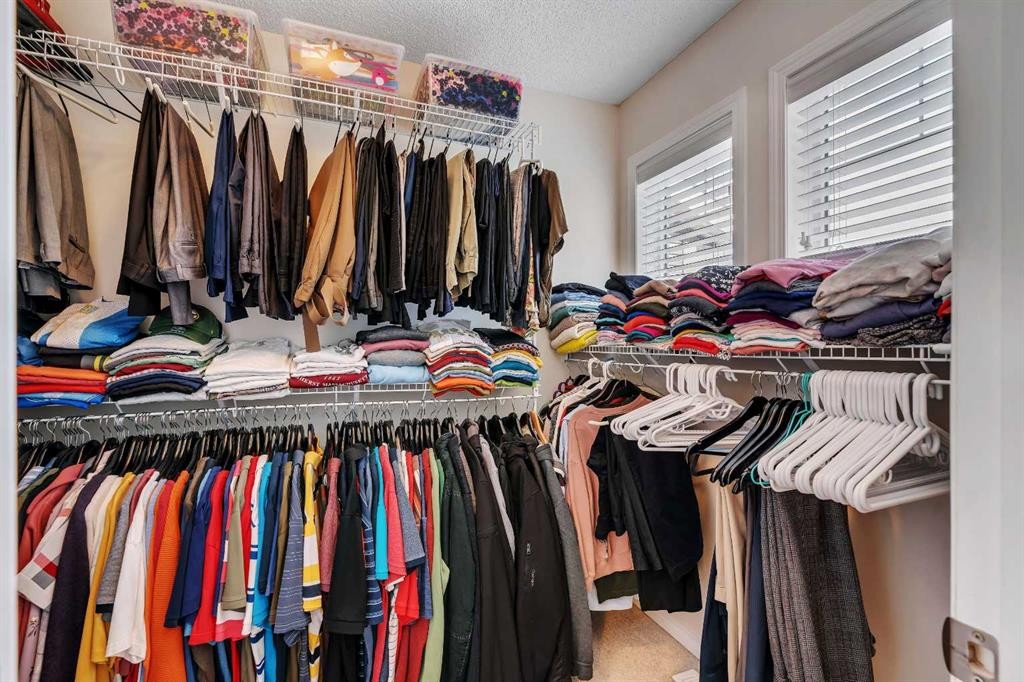 245 Auburn Crest Way Se, Calgary, AB - Indoor With Storage