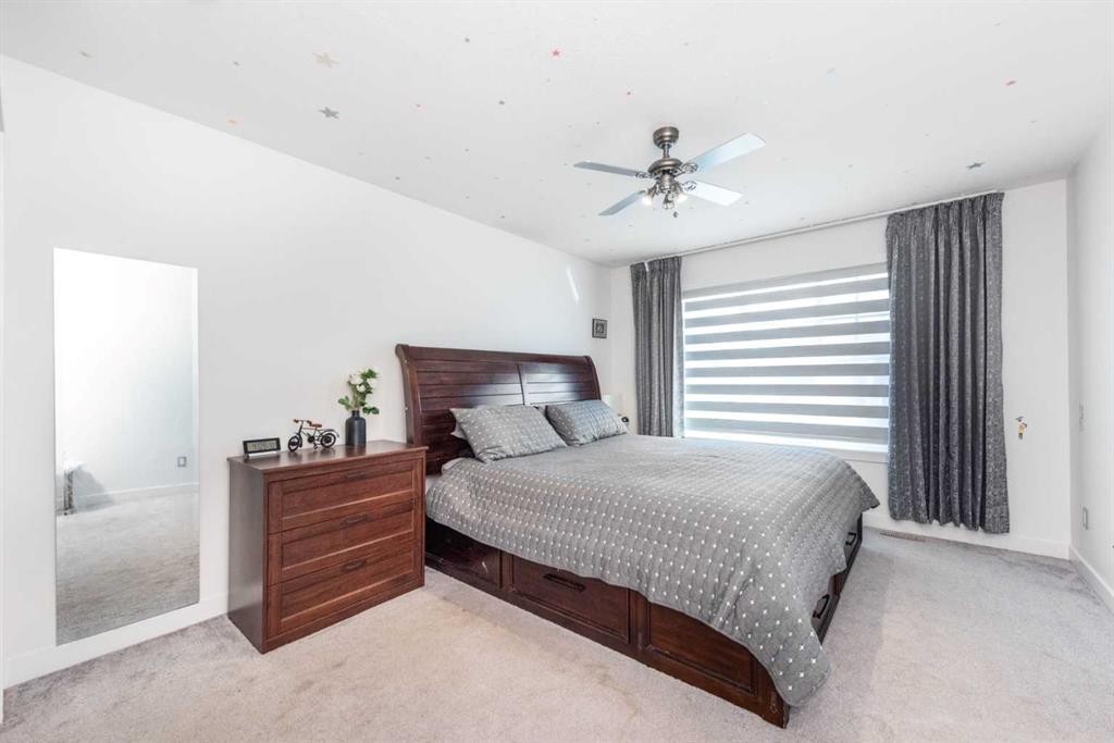 32 Saddlestone Way Ne, Calgary, AB - Indoor Photo Showing Bedroom