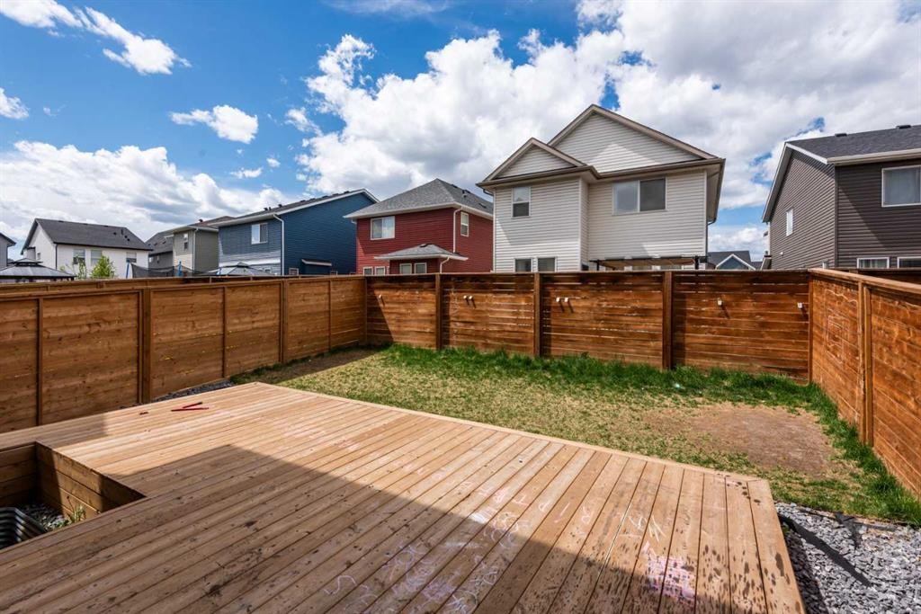 41 Copperhead Road Se, Calgary, AB - Outdoor